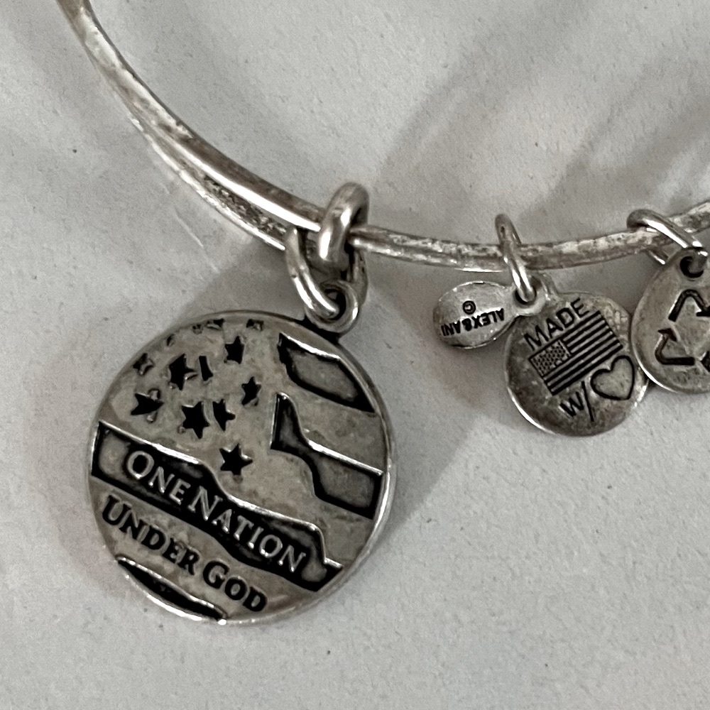 Alex and Ani One Nation Under God Bracelet Bangle